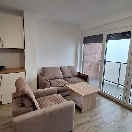 Anamarija Apartamento *